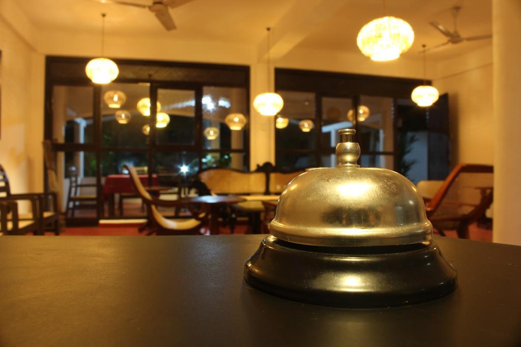 Hideaway Hikkaduwa Hotel Luaran gambar
