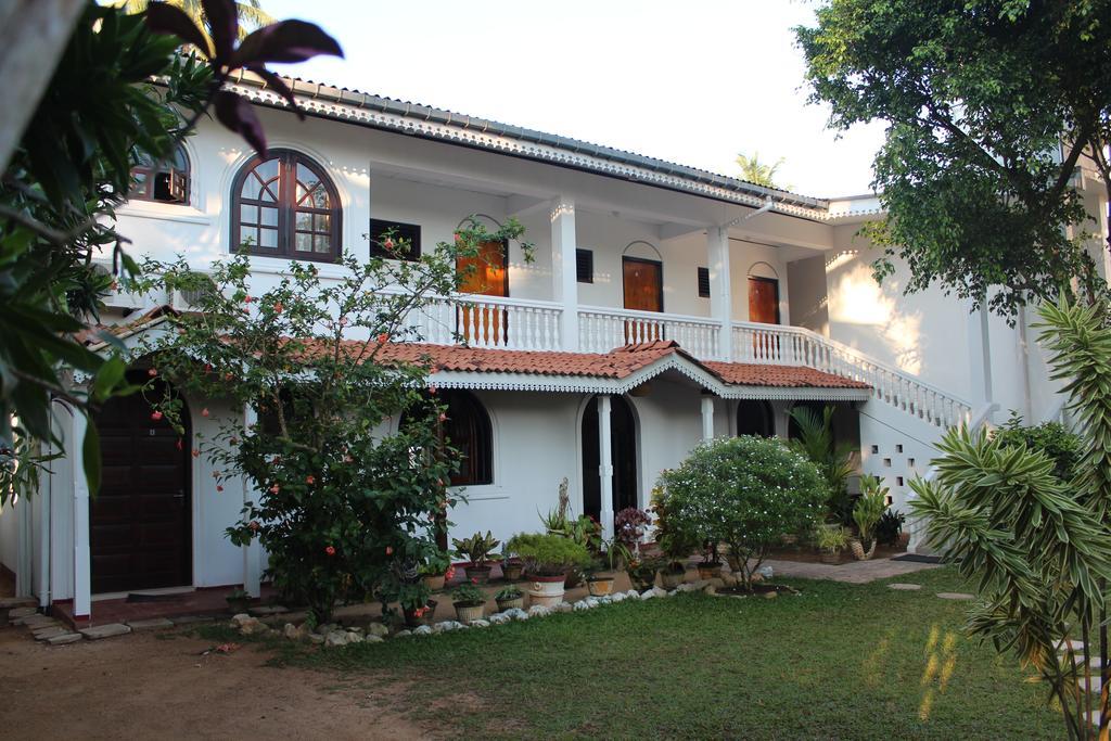 Hideaway Hikkaduwa Hotel Luaran gambar